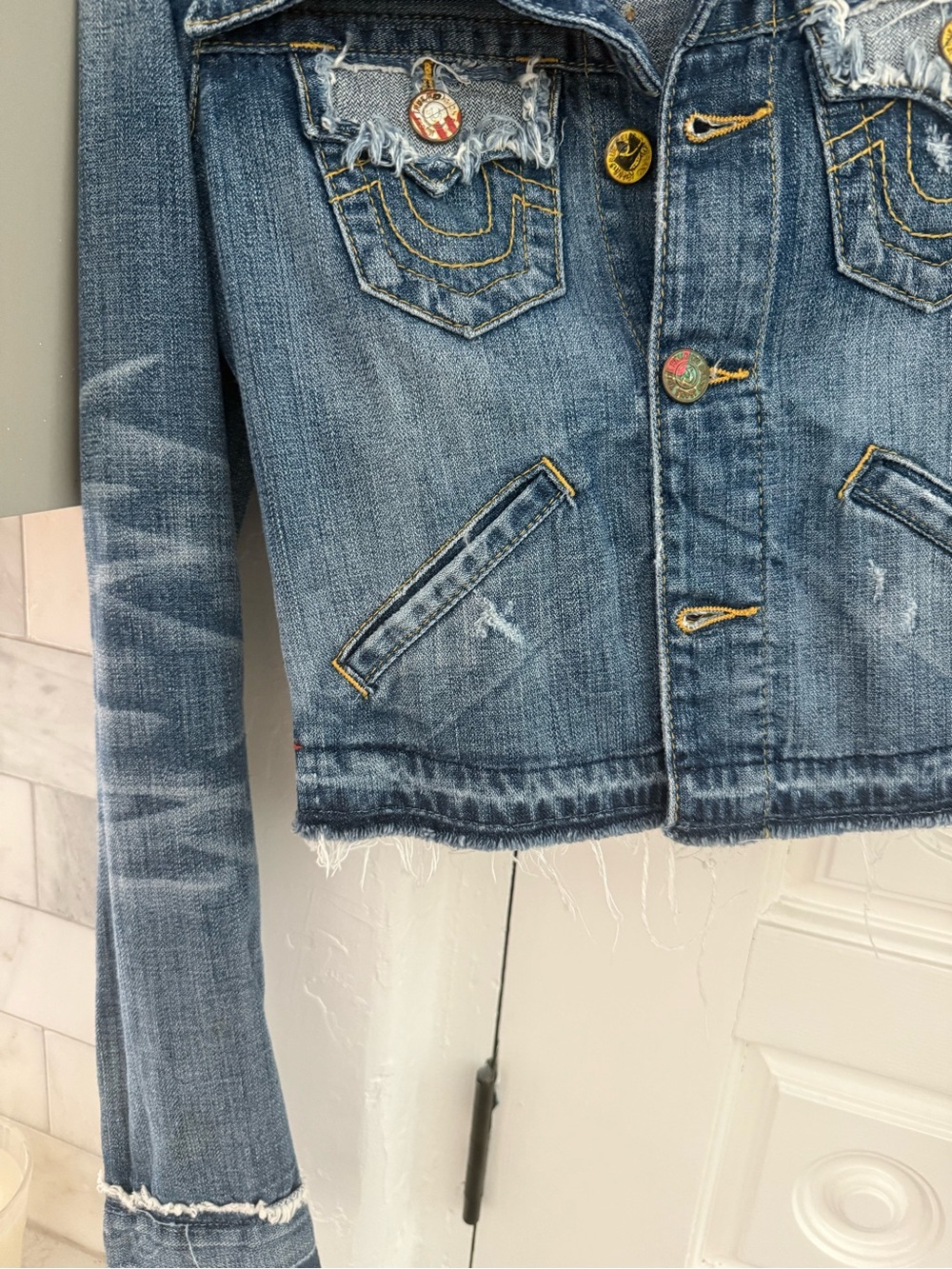 Rare Y2K True Religion Distressed Cropped Denim Jacket XS - Picture 10 of 13